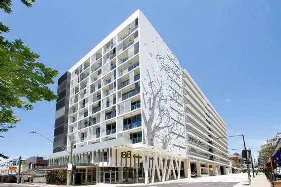 Chatswood CBD Modern Apartment