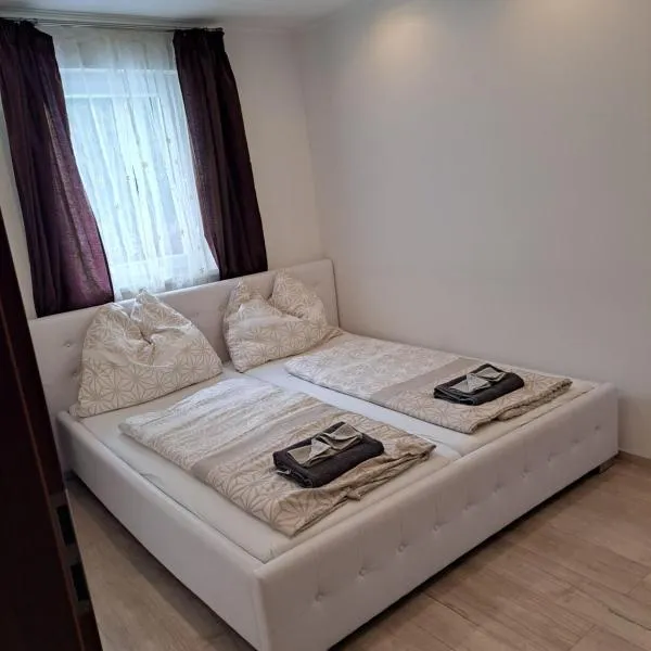 Blue Line Apartements, hotel v destinaci Arnoldstein