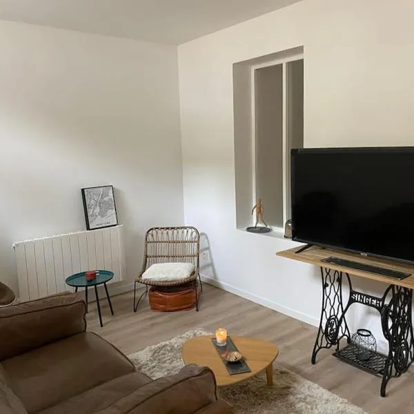 Maison entière 6 personnes jardin terrasses et garage, hotel v destinácii Nancy