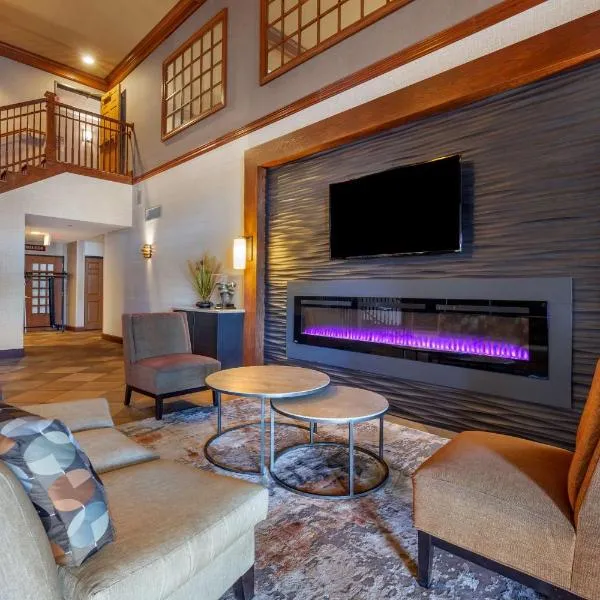 Best Western Premier Bridgewood Hotel Resort, hotel v destinaci Neenah