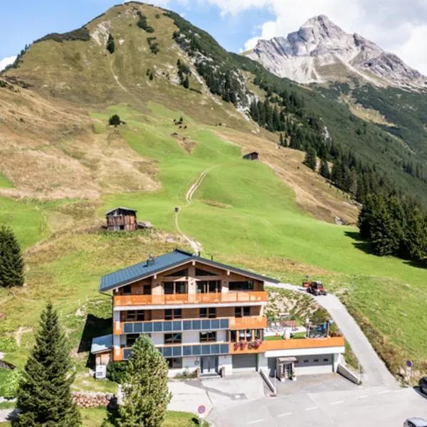 Haus Schrofenwies, hotel sa Lechleiten