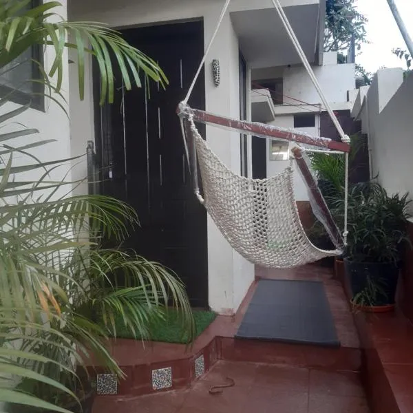 Tiny house for couple, hotel v destinaci Madikeri