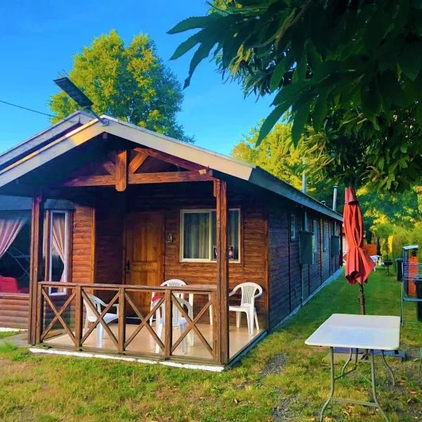 CABAÑAS MILKAHUE PUCON, hotel in Pucón