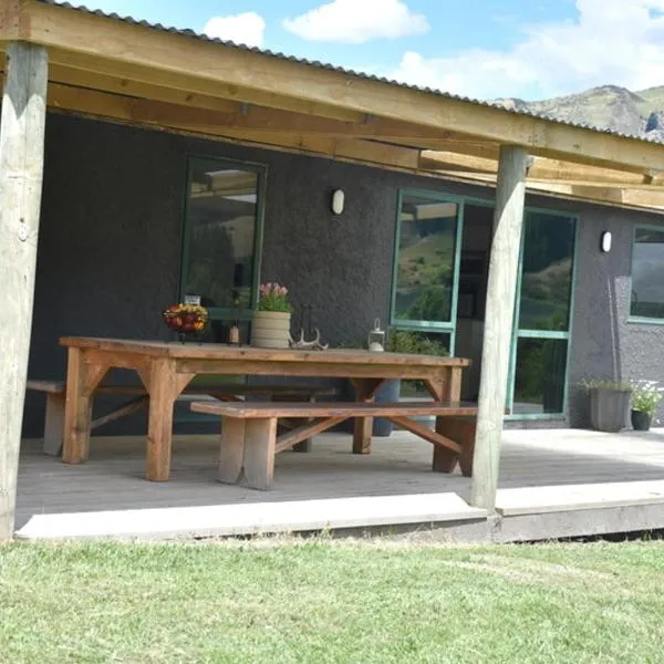 Ladysmith Cottage, hotel v destinaci Roxburgh