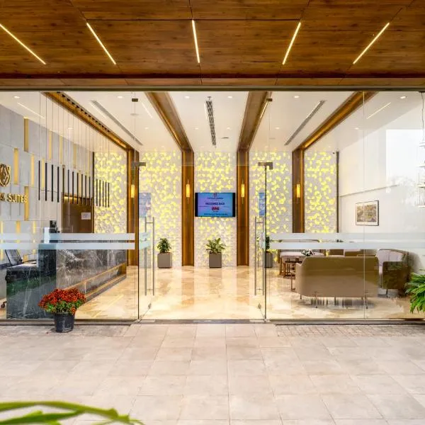 Badagara에 위치한 호텔 Crystal Suites