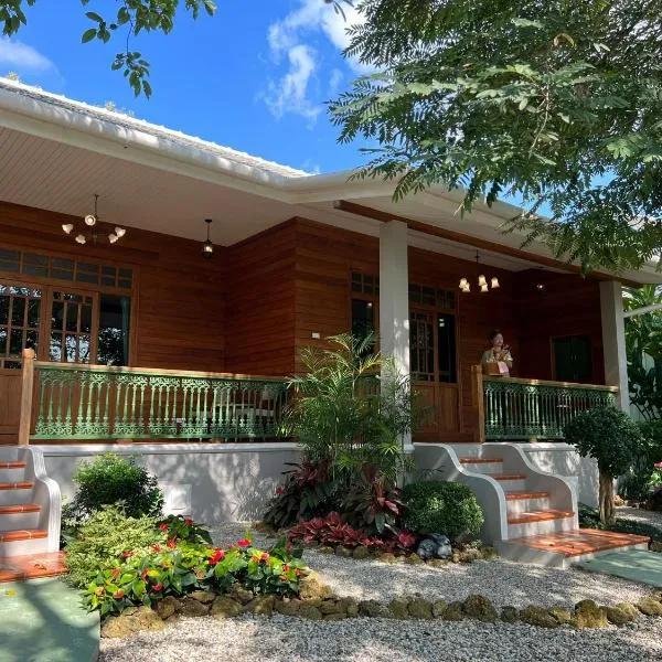 Home of Dusita, hotel v destinaci Lamphun