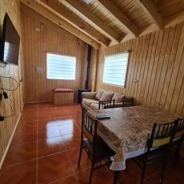 Cabaña en Bahía Murta, equipada para 4 personas, hôtel à Bahía Murta