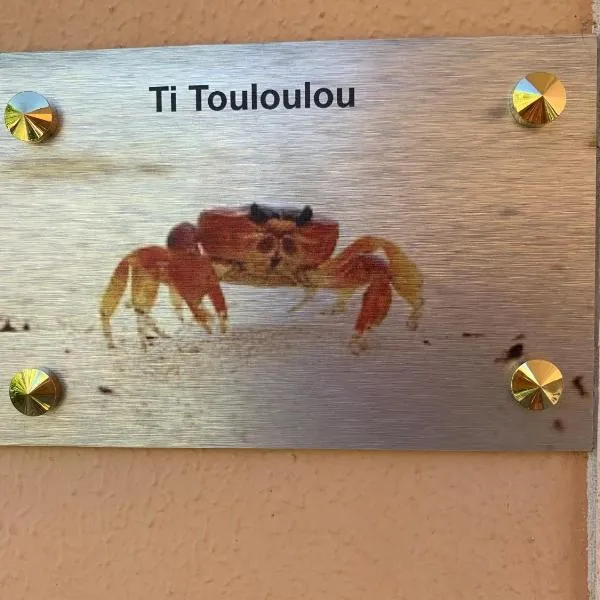 Le Titouloulou 1023 Anse des Rochers, hotel en Saint-François
