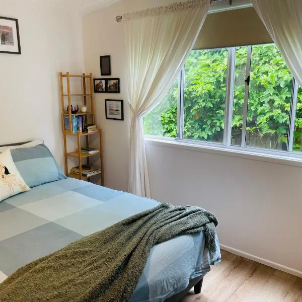 Eumundi Cottage in Town, hotel v destinaci Eumundi