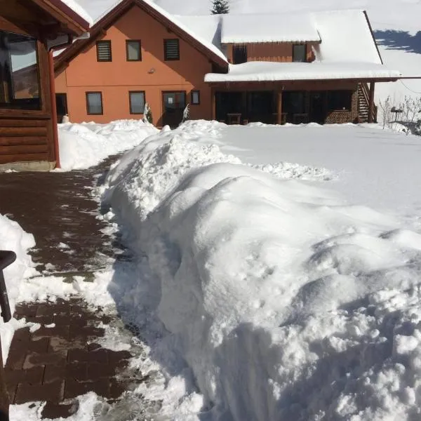 Csángó Panoráma, hotel in Bălan