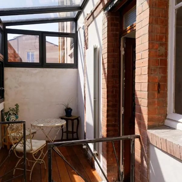 Les Tournelles, hotel en Courbevoie