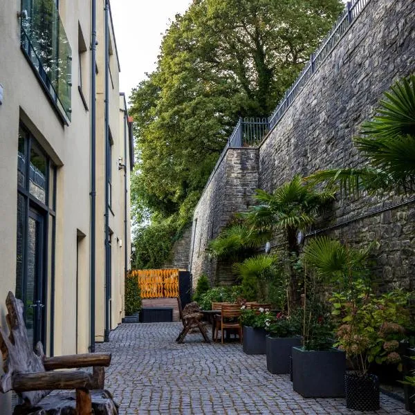 Beachcliff Rooms & Apartments, מלון בקרדיף