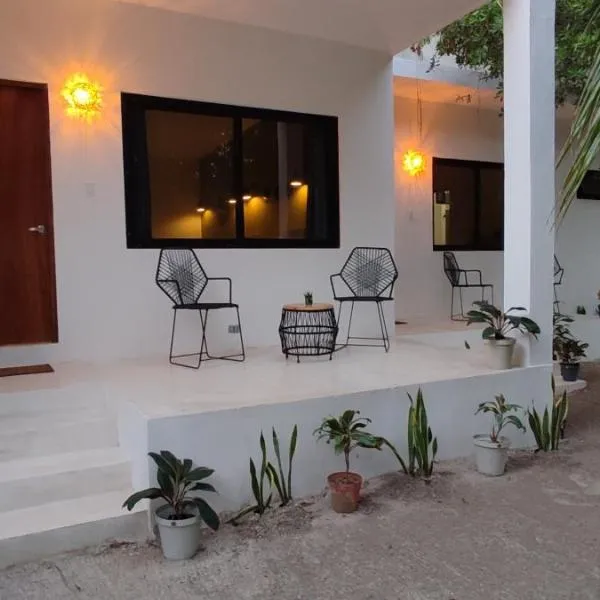 Valentina Holbox by Las Flores Vacation Rentals, hotel v destinaci Ostrov Holbox
