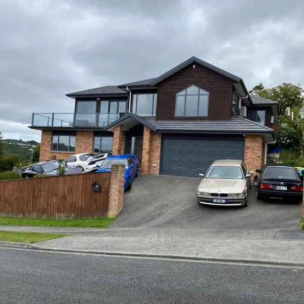 Luxury 5beds and 5bedroom, hotel v destinaci Lower Hutt