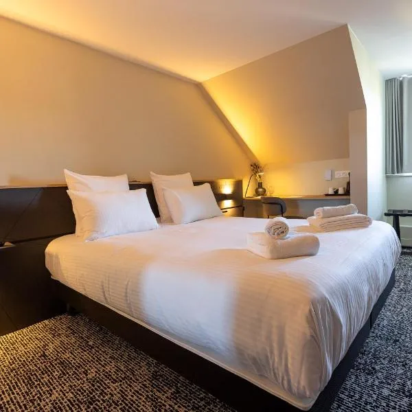 Logis Hôtel & Restaurant Le Vert Bocage, hotel v destinácii Franqueville-Saint-Pierre
