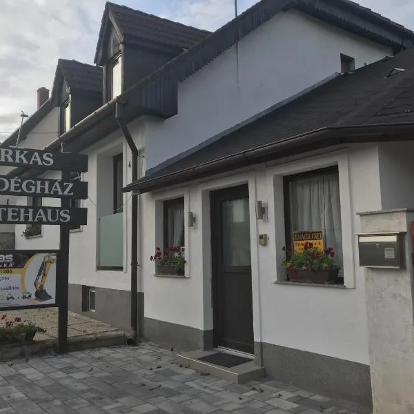 FARKAS VENDÉGHÁZ, hotel v destinaci Sopron