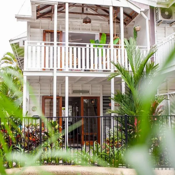 Pandanus Cottage, hotel en Port Douglas