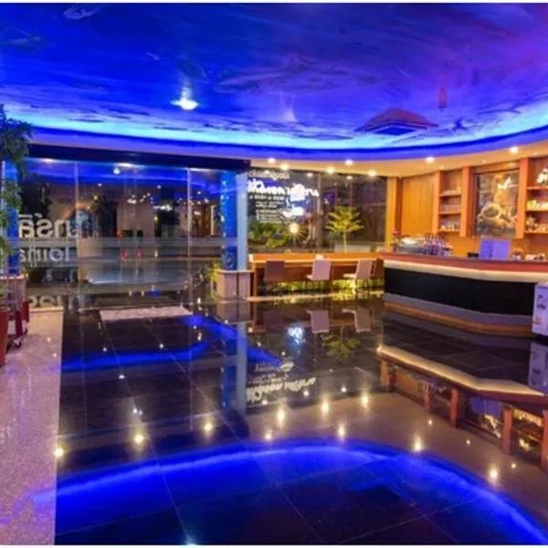 Marlin Hotel, hotell i Ban Nong Chao