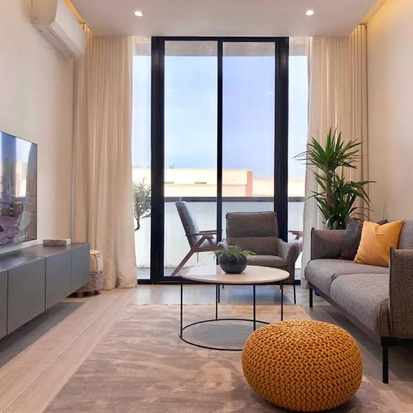 Inbar 4-BD إنبار ريزدينس شقة 4 غرف مطلّة - القيروان, khách sạn ở Riyadh