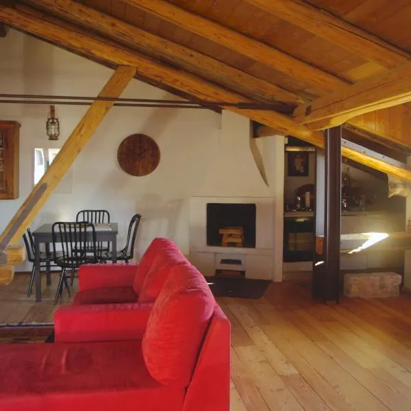 La Casa Altrui - Loft incantevole, open space, hotel v destinaci Coredo