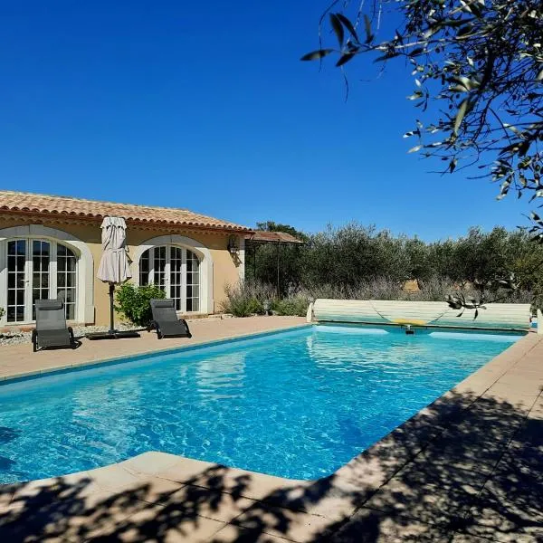 Echappée en Provence, hotel in Rochegude-Drome