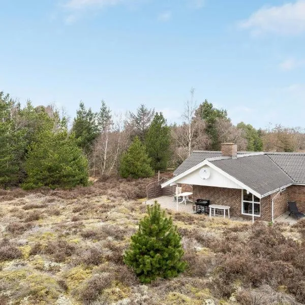 Cozy Home In Rm With Kitchen, ξενοδοχείο σε Tagholm