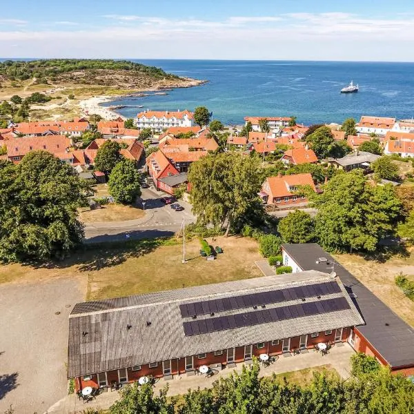Cozy Apartment In Allinge With Wifi, hotel in Allinge