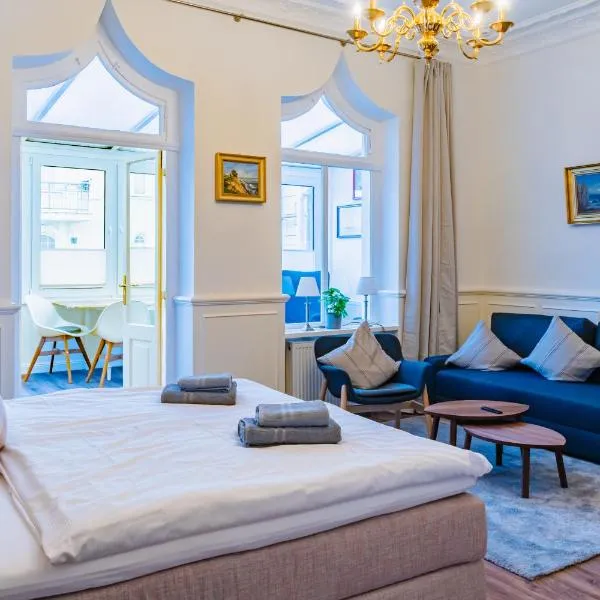 Ferienwohnungen Am Kirchenplatz, hotel en Warnemünde
