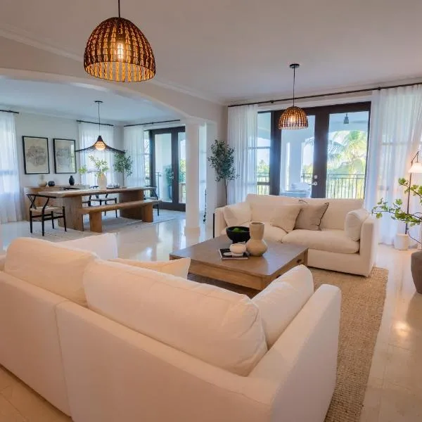 The Country Club Residences at Grand Reserve, hotell i Rio Grande