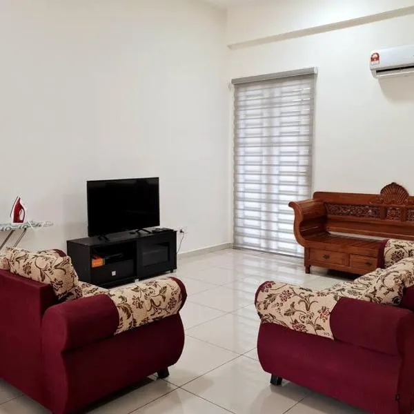 3Storey House 13Pax Family Suite, hotel v destinaci Bayan Lepas