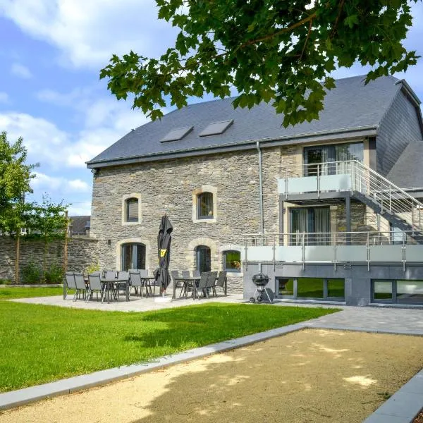 La Maison du Notaire - Gîte 18 personnes, hotel in Houffalize