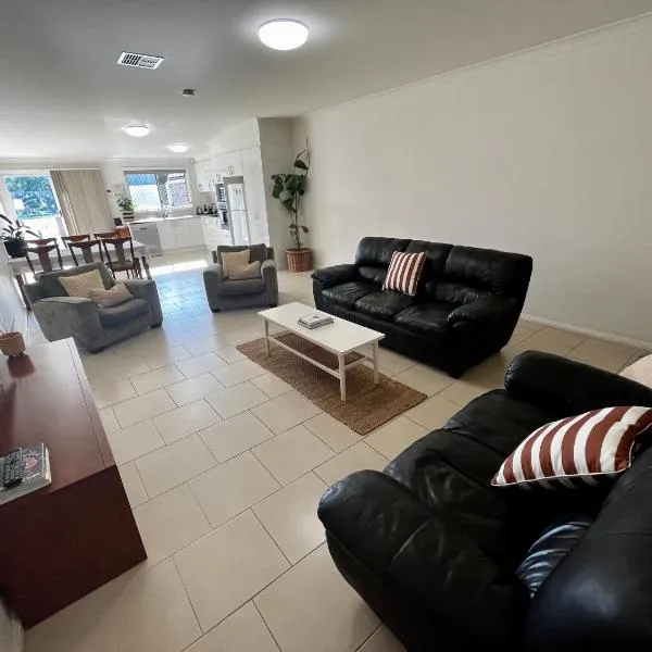 Downtown Narrabri Apartment, hotel in Narrabri