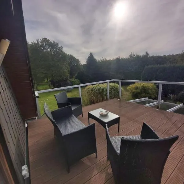 Apartment in upper floor in nature reserve., מלון בHipstedt