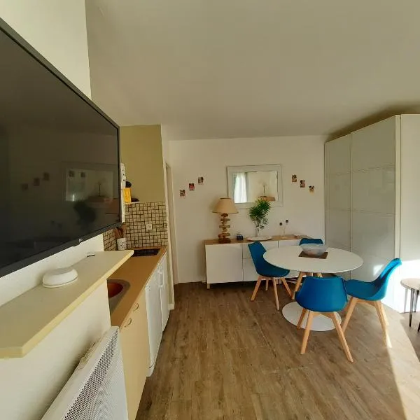 Plage du Chay, hôtel à Royan