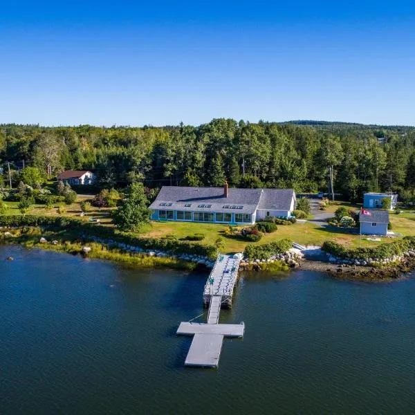 OCEAN BAY VIEW Luxury Guesthouse, hotel v destinaci Musquodoboit Harbour
