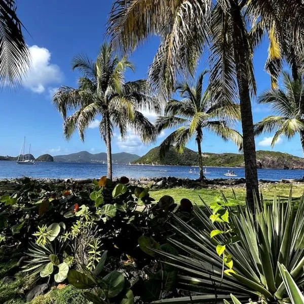 Bungalow Sucrier, les pieds dans l'eau, hotell i Terre-de-Haut