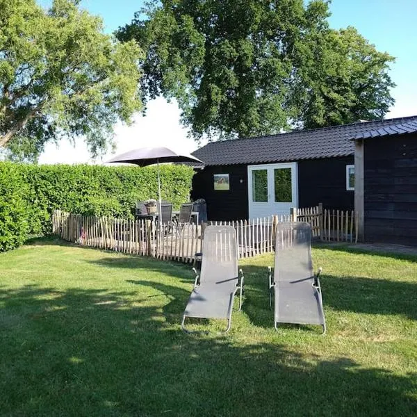 Linderhuisje, rust, ruimte, privacy en natuur, hotel u gradu 'Linde'