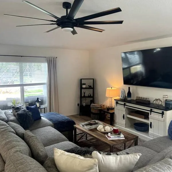 Riverside Riviera at Seminole Heights, hotel v destinaci Tampa