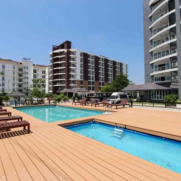 The Leisure Hotel, hotel in Bang Bo