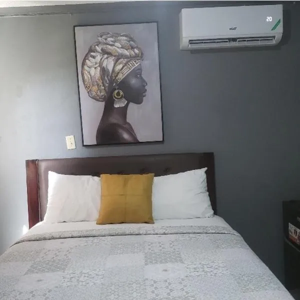 Pearl of the City New Kingston, hotel v destinaci Kingston