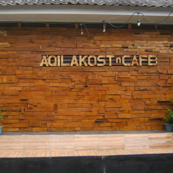 Aqilakost n Cafe Gadog Puncak, hotel in Caringin