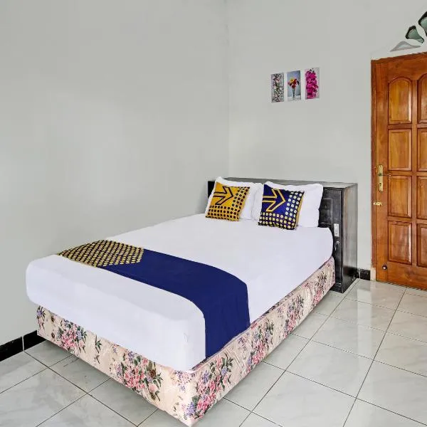 Hotel O Chikam House Syariah, хотел в Кедири