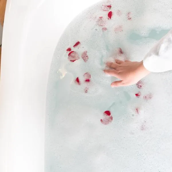 Ferienwohnung im Chaletstil Giebeltraum 115 qm Wellness Fitness Sauna Bergrödelhof, hotel em Feilitzsch