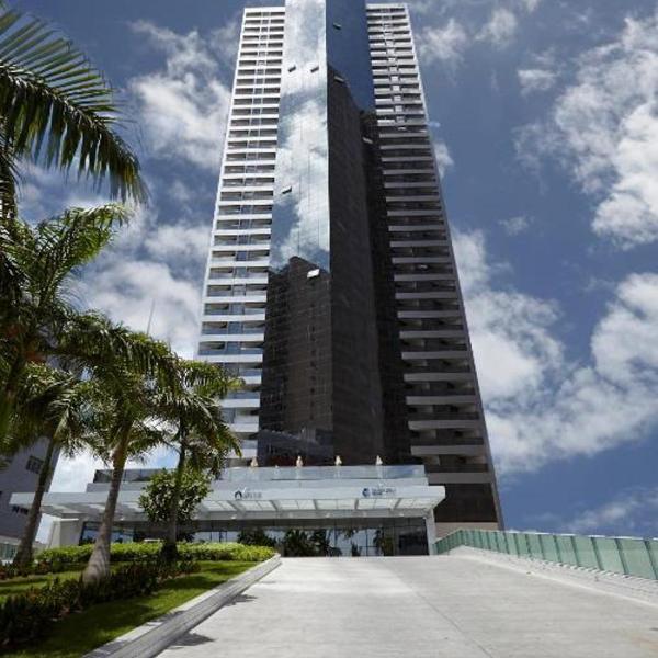 Flat Beira Mar Boa Viagem- Beach Class Internacional-Família