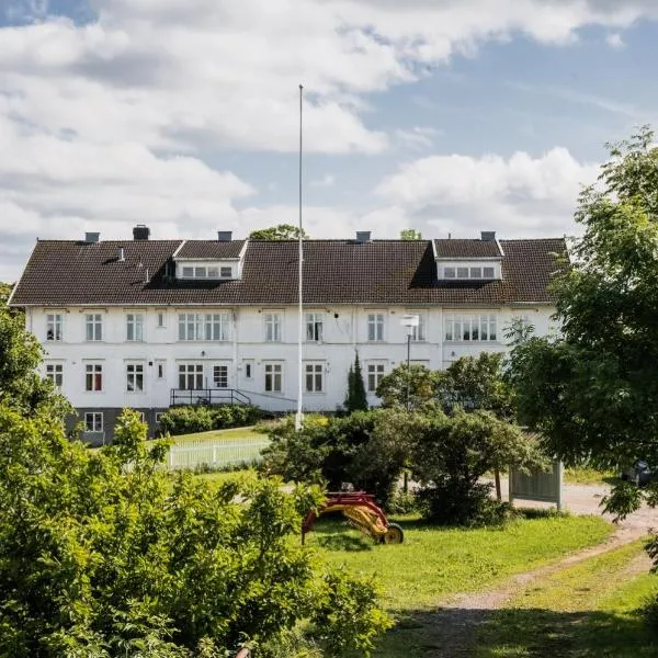 Fokhol Gård Gjestehus, hotel a Hamar