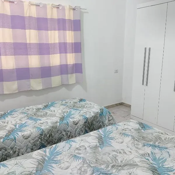 Casa Agradável próxima ao Bosque, khách sạn ở Pôrto Feliz