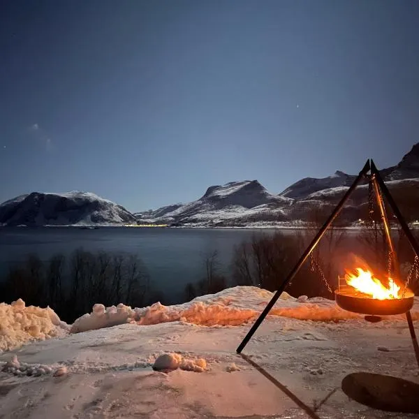 Beautiful view - close to the sea, mountains and nature, hotel v destinaci Kvaløya