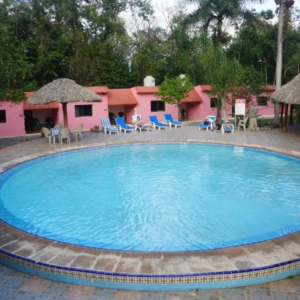 Hotel Doralba Inn Chichen、チチェン・イッツァのホテル
