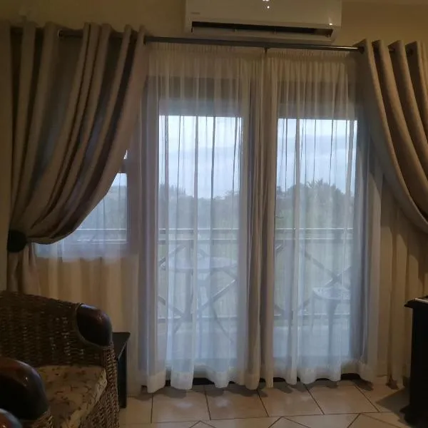 Ocean View Villas C11, hotel v destinaci Port Edward