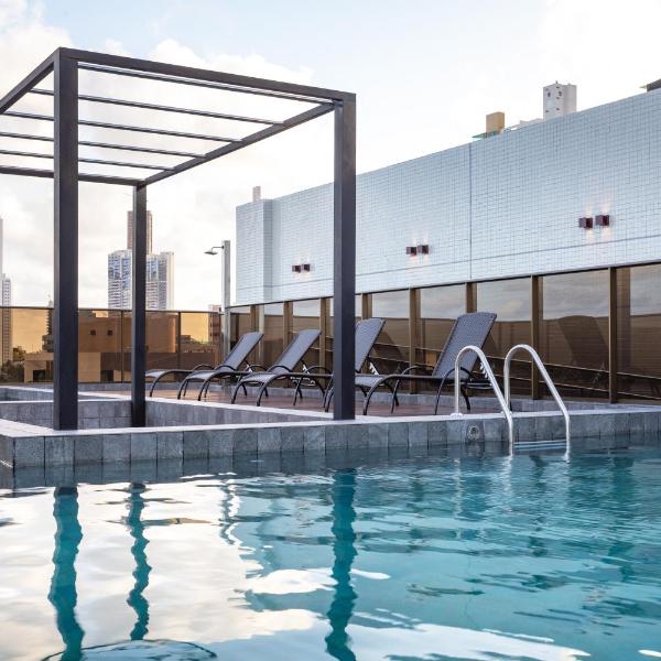 Próximo ao show da Virada Luxuoso Apartamento na Praia de Cabo Branco
